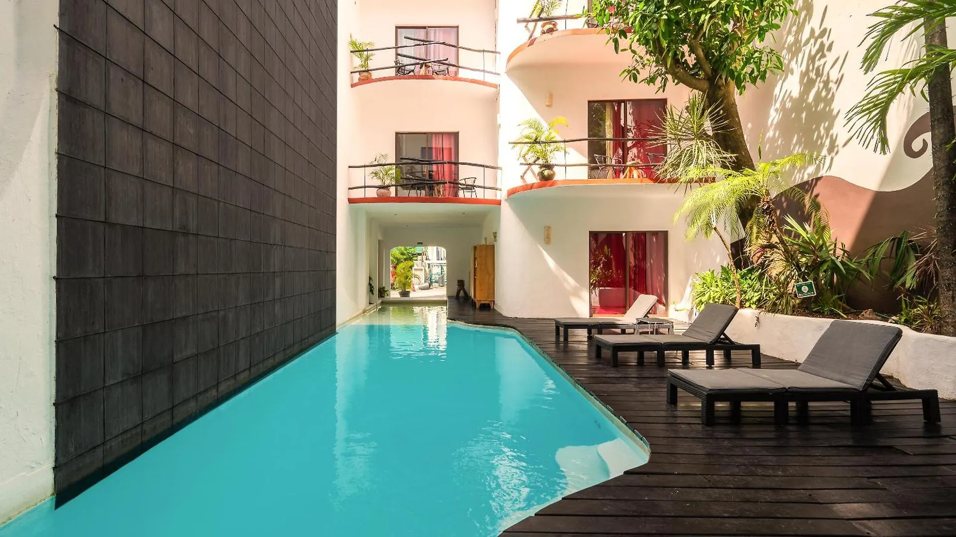 Kinbe Hotel Boutique Playa del Carmen 4*,
