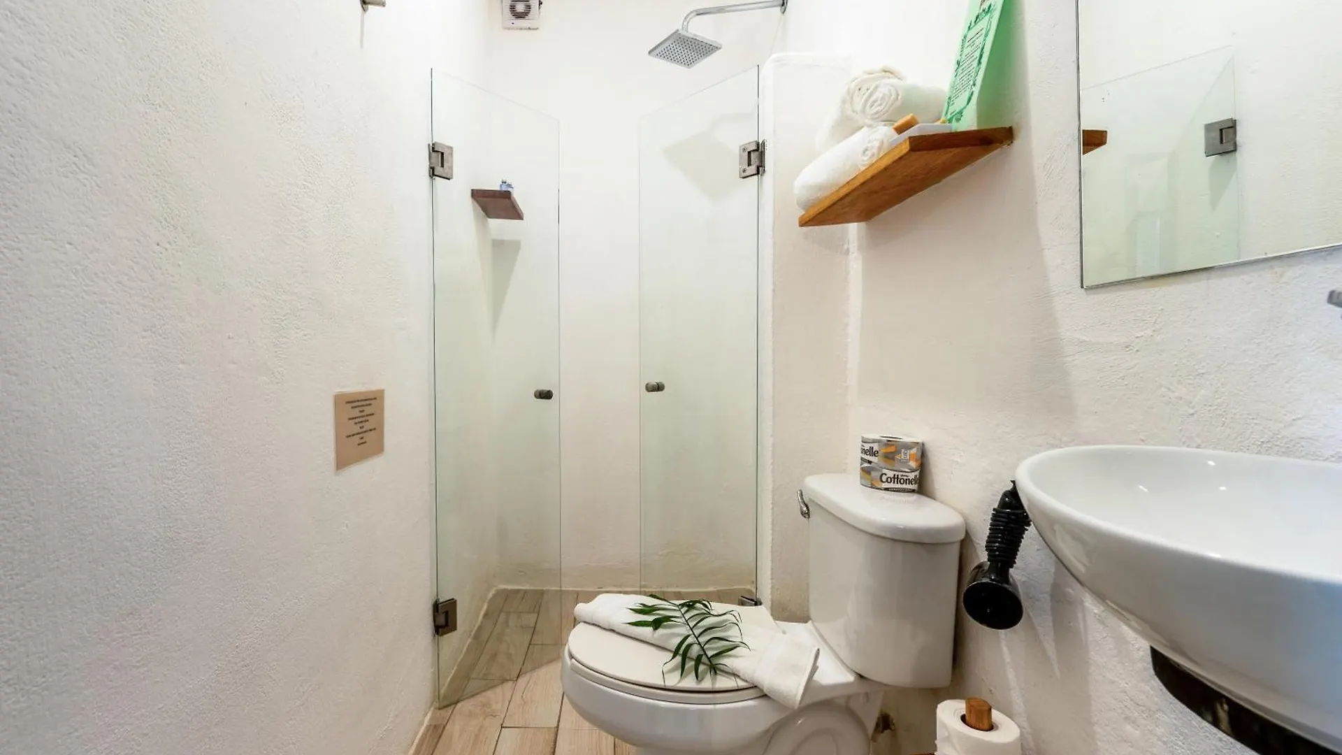 Kinbe Hotel Boutique Playa del Carmen 4*,