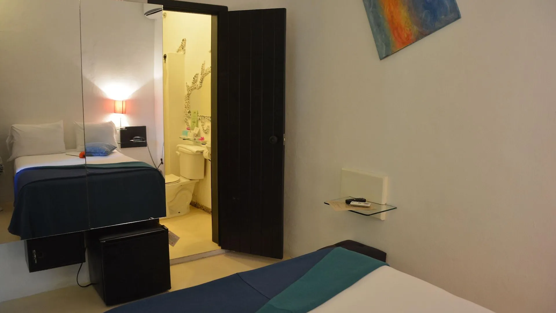 Kinbe Hotel Boutique Playa del Carmen 4*,